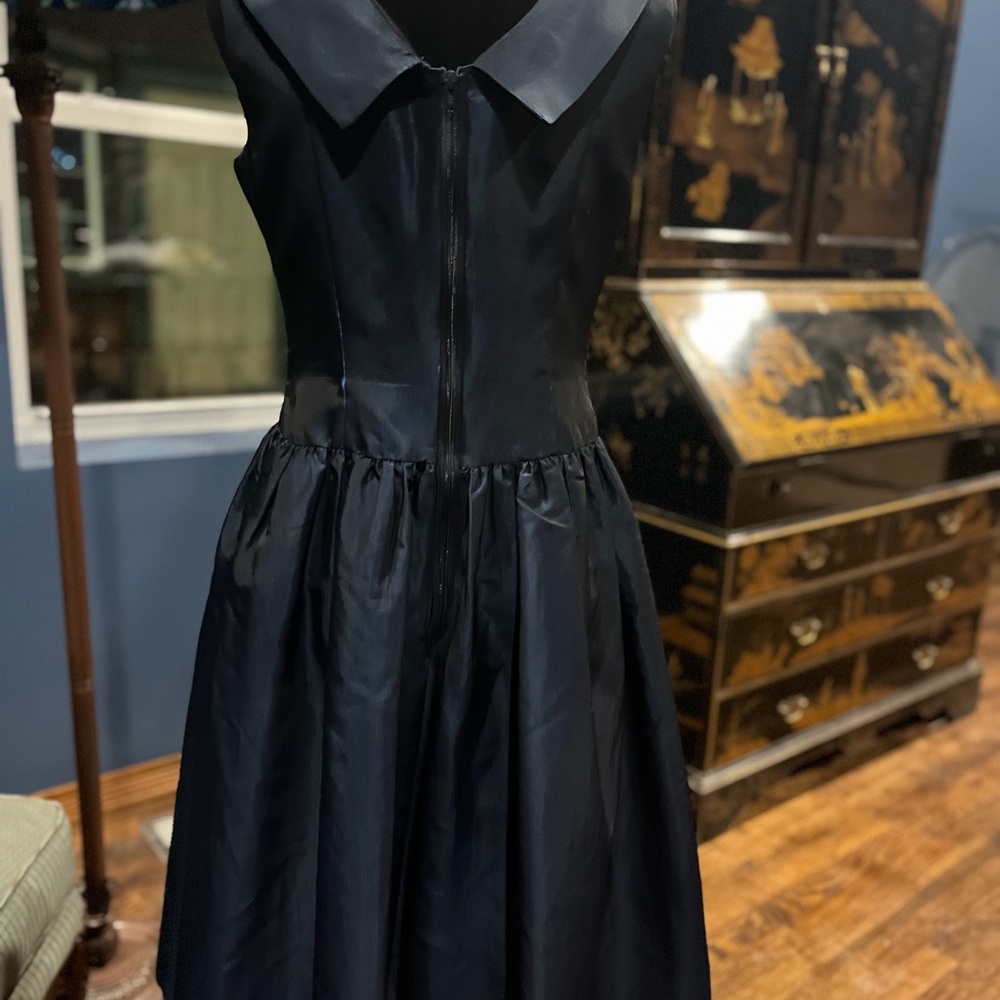 Vintage Classic Navy Fit-and-Flare Dress with Cowl Neck. Very Audrey Hepburn 6 - Picture 7 of 7
